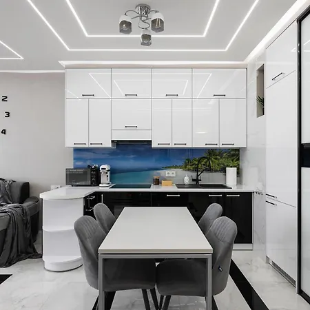Seaview Arcadia Apartment
